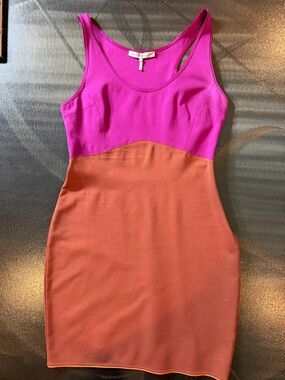 Halston Heritage Colorblock Bodycon Dress Pink & Rust Size 8 Super Flattering!